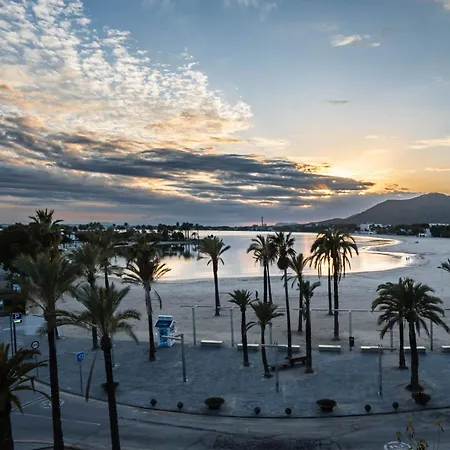 Apartment Luxury Sea View In Puerto De Alcudia (Mallorca)